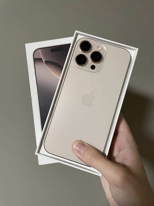 iPhone 16 Pro Max 256GB Desert Titanium • Neverlock • Фізична SIM