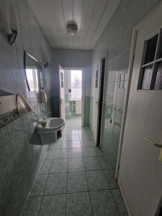 Здам в оренду офісне приміщення 240 м2 (весь поверх) Зелена 238 (ДБК)