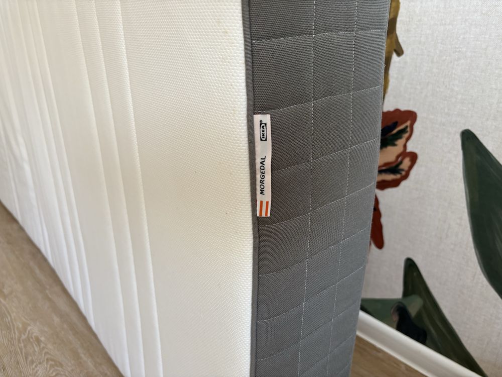 Colchao ikea.