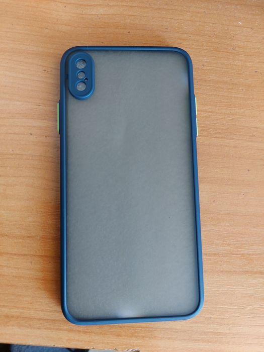 Продам чехол на iPhone XS Maxn