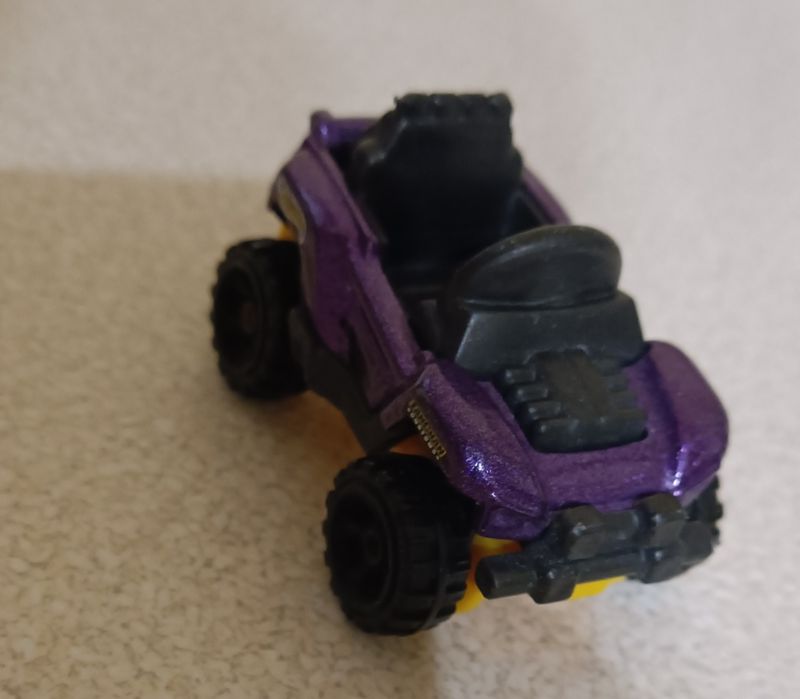 Іграшка хотвілс джип