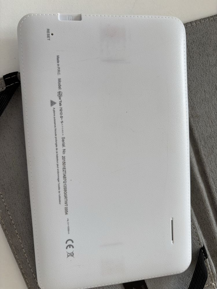 Pequeno tablet para peças