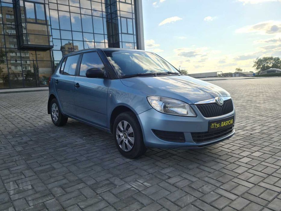 Оренда Авто Шкода Фабія 1.4 Дніпро