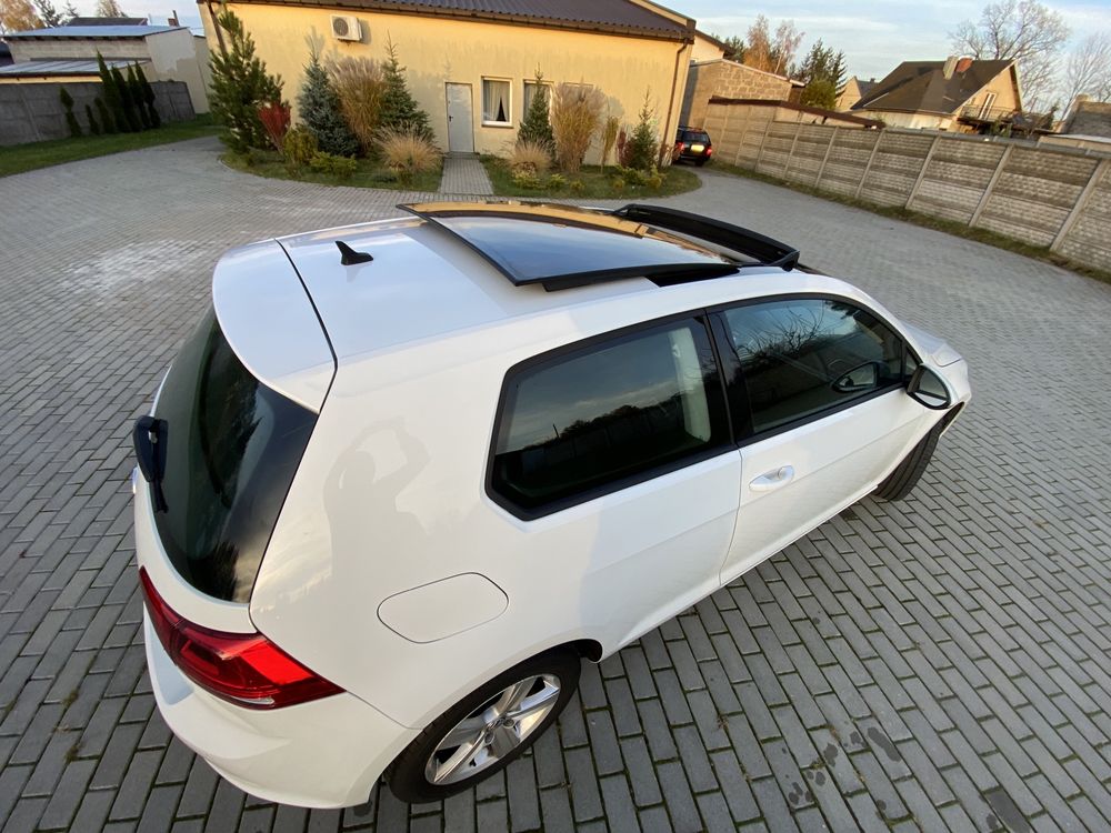 VW Golf 7 1.6TDI szklany dach , bixenon z doswietlaniem ZADBANY !