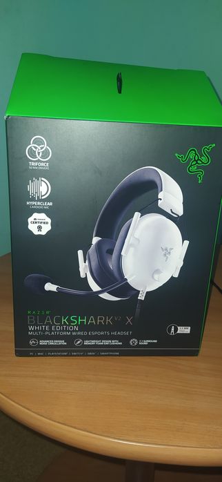 Навушники Razer BlackShark V2 x