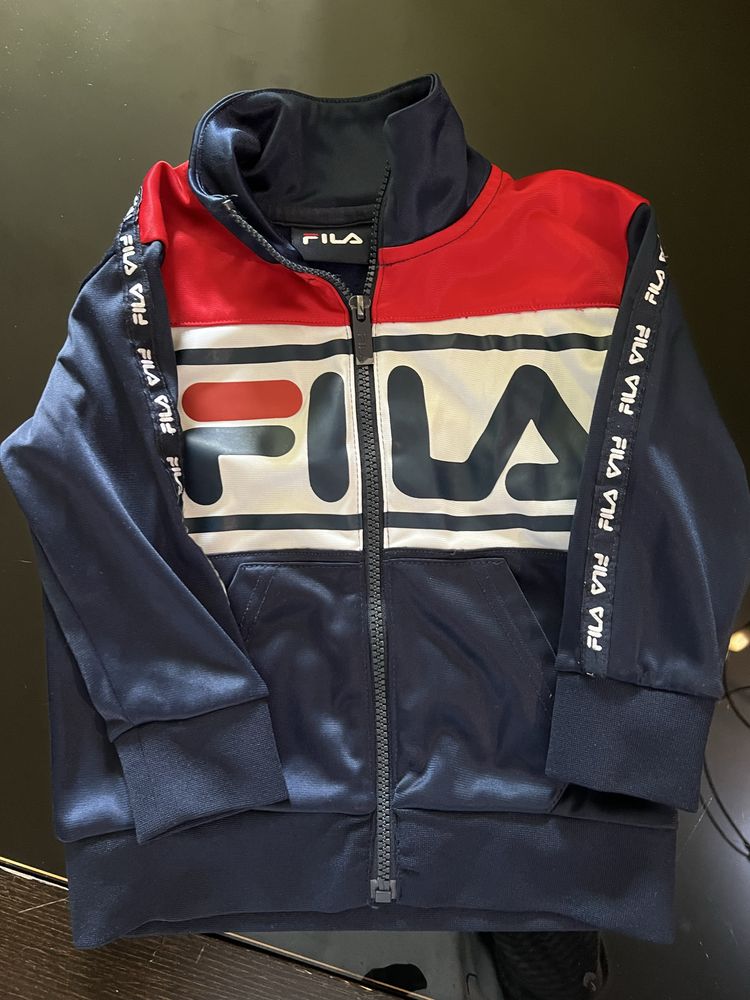 Roupa criança casacos usados