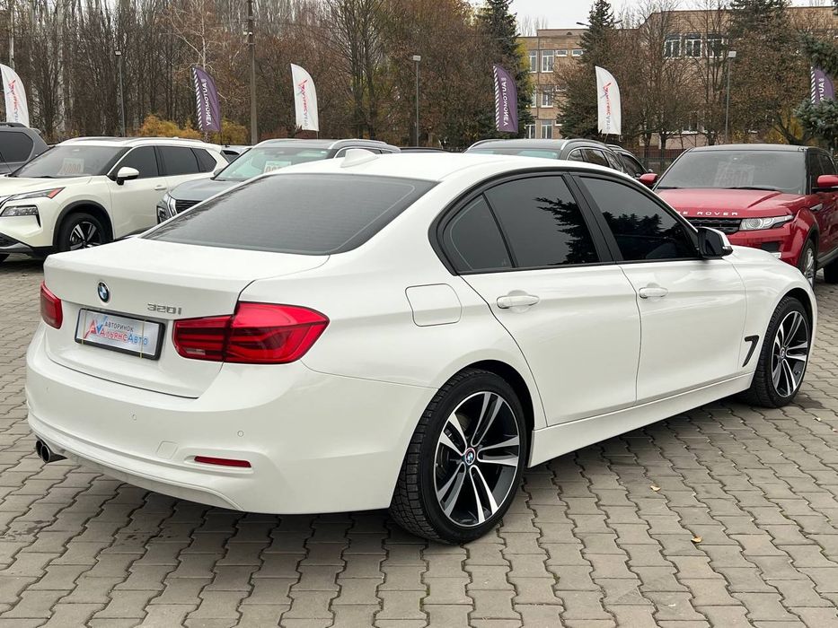 BMW 320i №3791 (ВНЕСОК від 10%) Альянс Авто Кривий Ріг