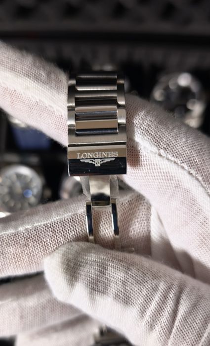 Годинник Longines Conquest