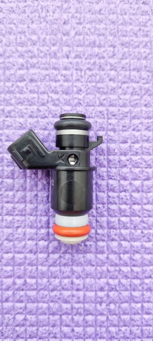 Форсунка паливна Honda Civic 1,6. 16450-pld-003