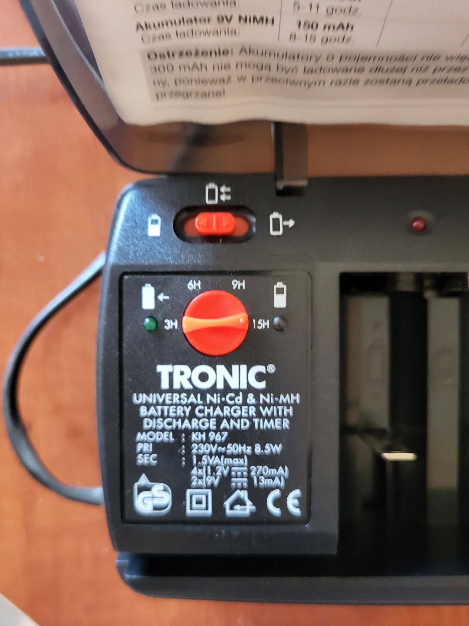 Ładowarka baterii akumulatorków Tronic
