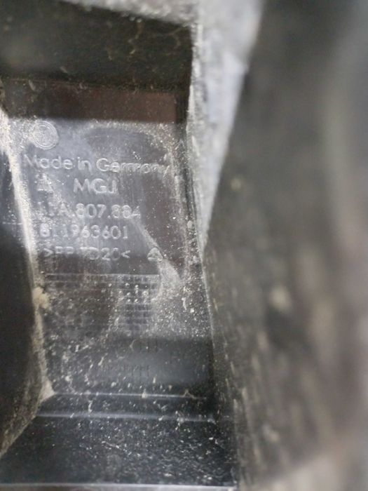 ślizg zderzaka vw id4 prawy przód 11a80.7884