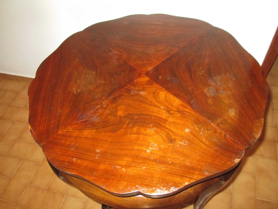 Mesa de sala Queen Anne