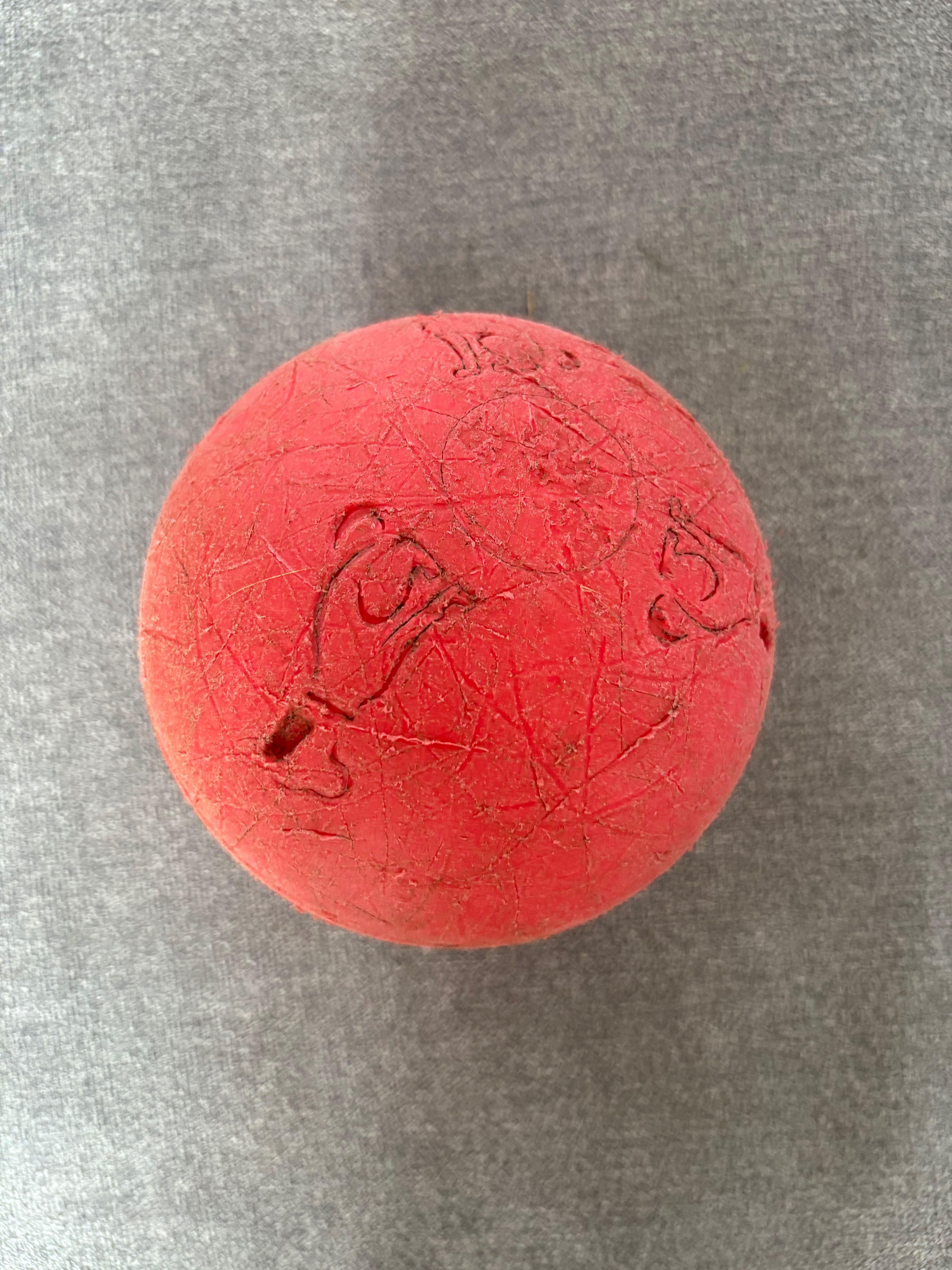 Niezniszczalna piłka Boomer Ball czerwona