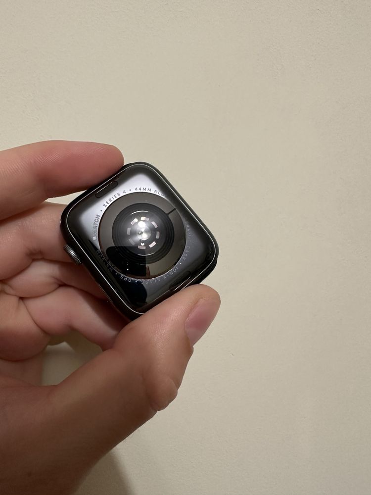 apple watch 4 44mm