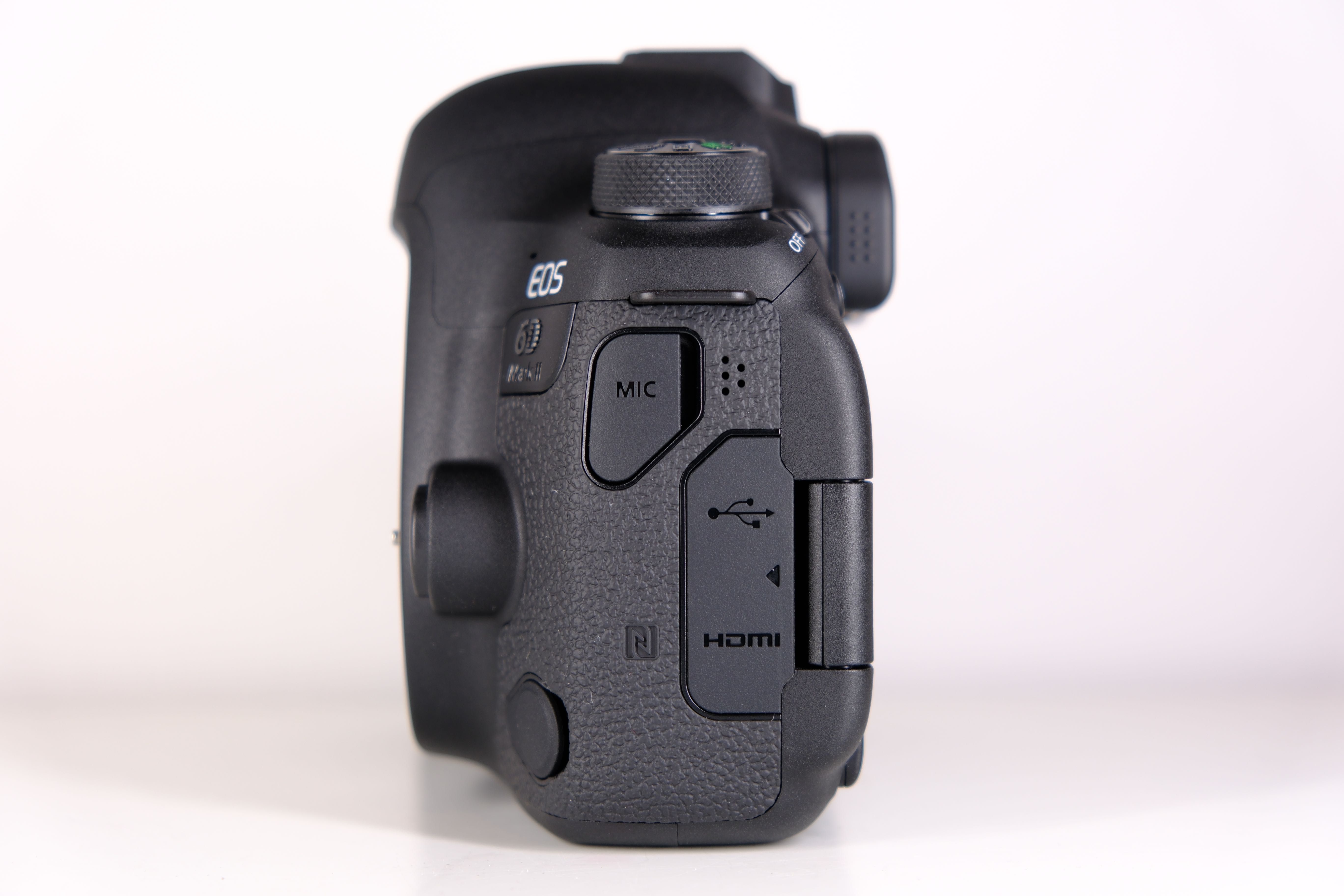 Canon EOS 6D Mark II ( mark 2 ) 8 тис пробіг  / без передоплат