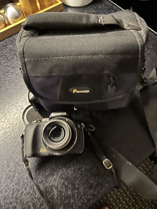 Aparat cyfrowy Olympus sp-560uz