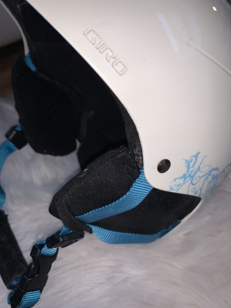 Kask narciarski giro