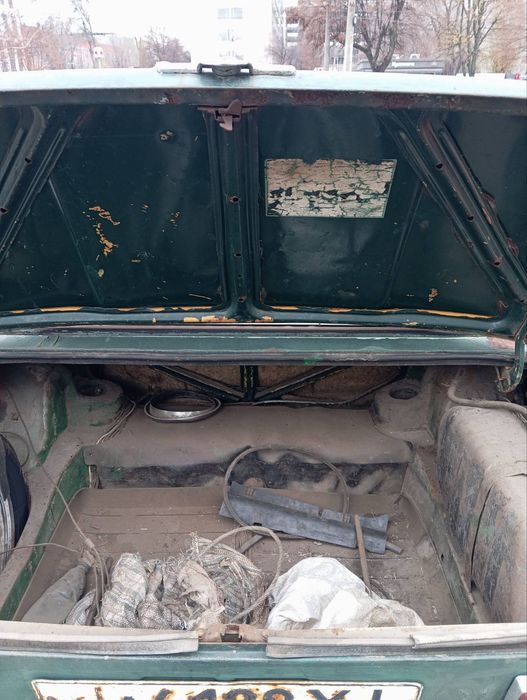 Ваз 2101 только с салона)))