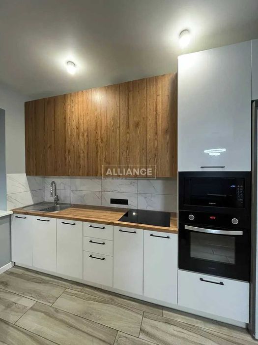 Здам в оренду таунхаус в Микитинцях,  гараж, вольєр 3 кімнати та кухня