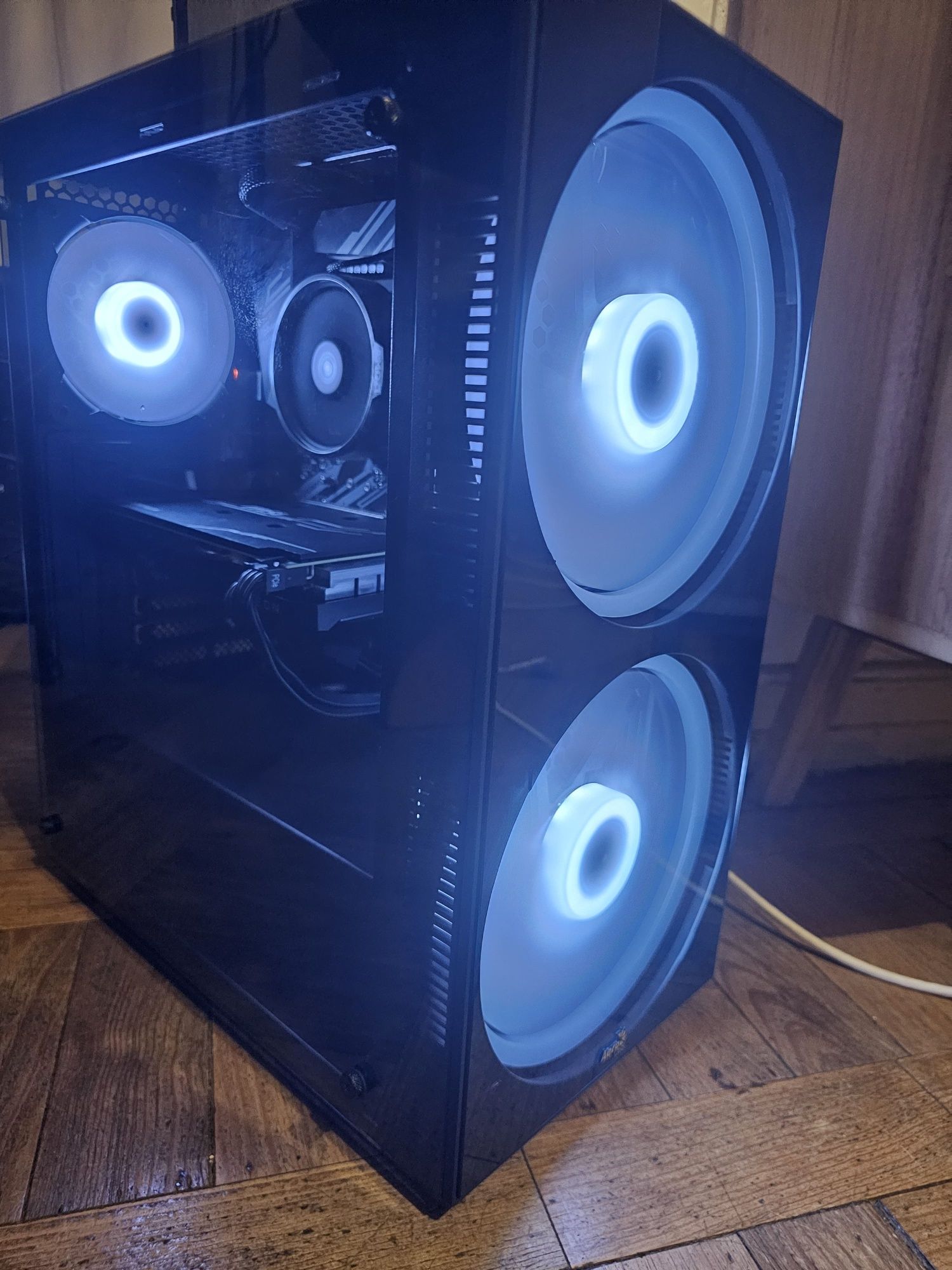 PC Gamer RX 5500 XT | R7 2700X | 16GB