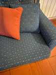 Sofá 3 lugares +2, Cómoda, Topo de cama e mesas de cabeceira e colchão