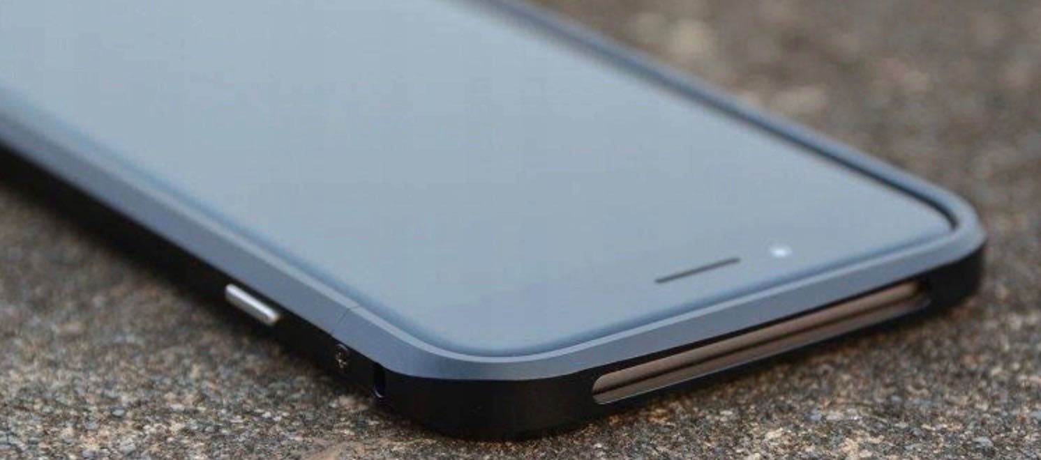 Sprzedam aluminiowe Etui IPHONE 7/8 DevilCase Bumper