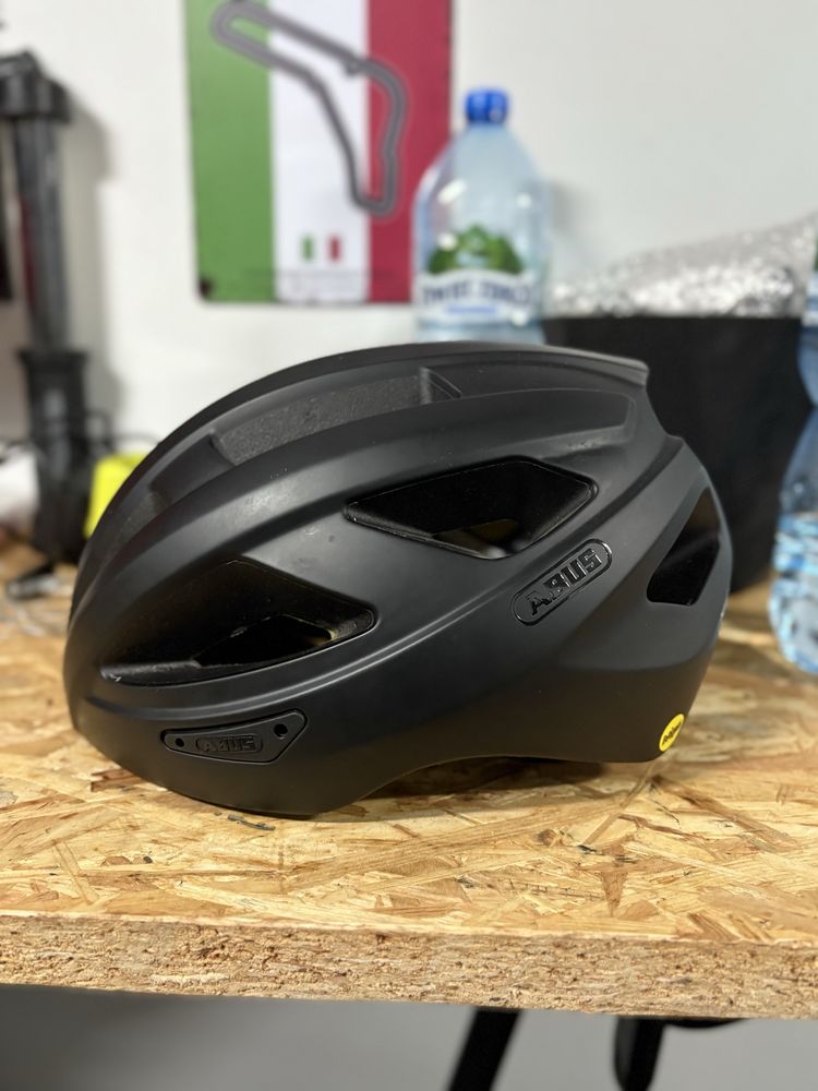 Kask rowerowy Abus Macator MIPS, GWARANCJA
