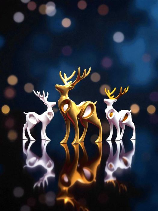 Luksus i Elegancja! Kolekcja Figur Reniferów "Golden Spirit" Dekoracja