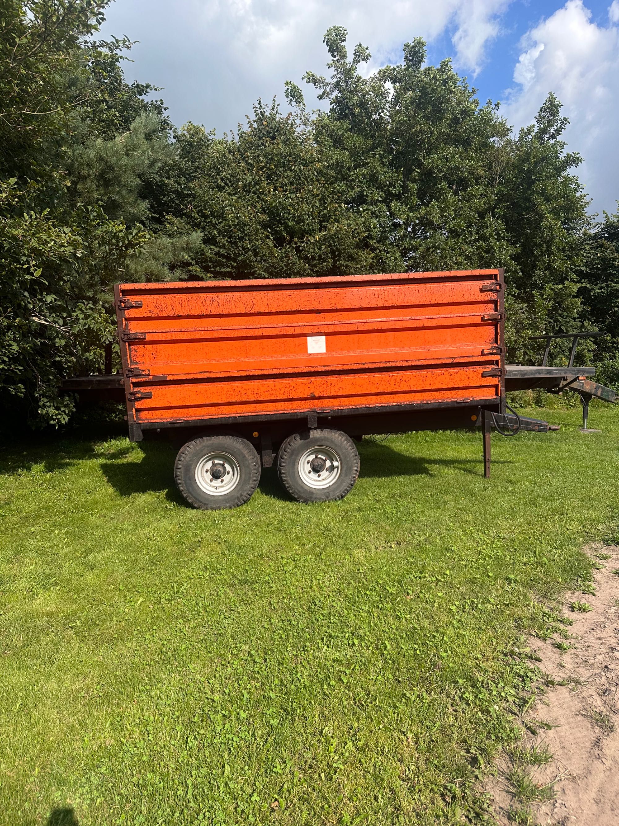 Przyczepa rolnicza tandem