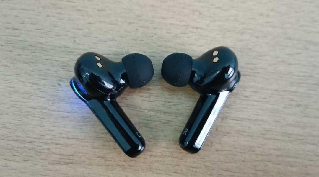 Беспроводные наушники M28 TWS Bluetooth 5.1 с сенсорным управлением
F9