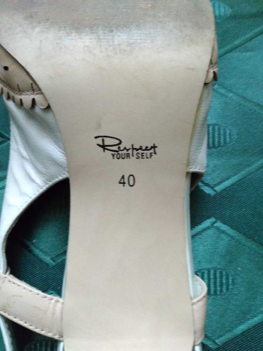 Босоножки женские 40р