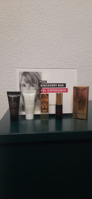 Yves Saint Laurent (помада, блиск, трнальна основа)