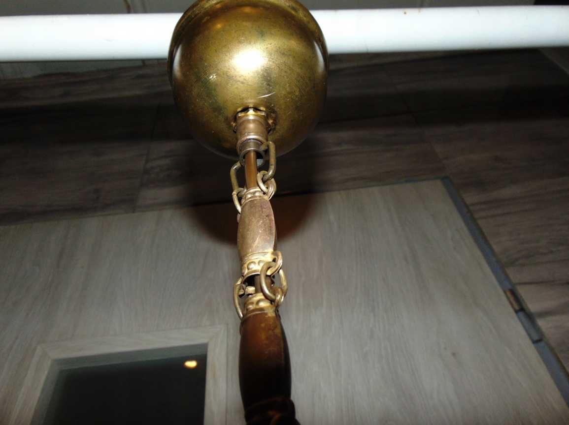 Art deco lampa,zwis mosiężny na łuskach,wys.61 cm.