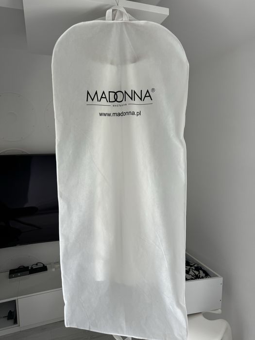 Rara avis Arha suknia slubna Madonna