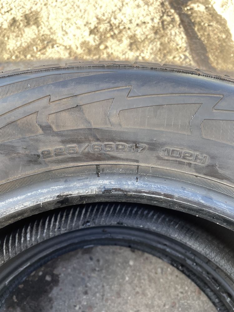 Opony 225/65r17 GoodYear 102H Ultra Grip Performance Gen-1 SUV - 2szt