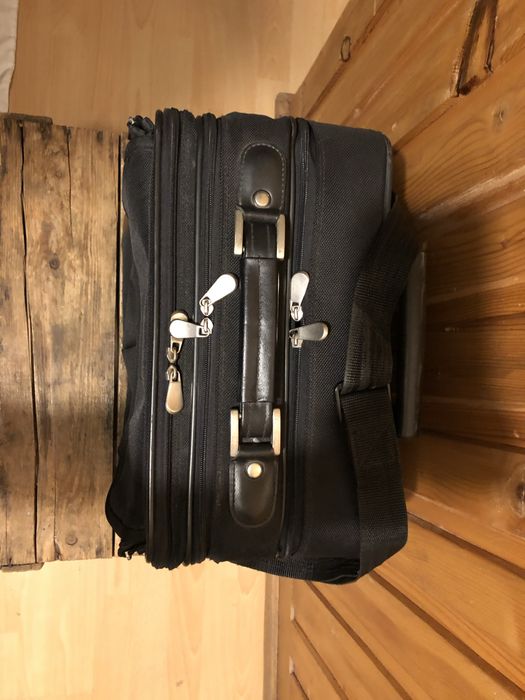 Walizka Czarna Mala Biznesowa