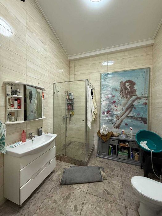 Продаю 3 кім. квартира в Австрійському Люксі з ремонтом та меблями