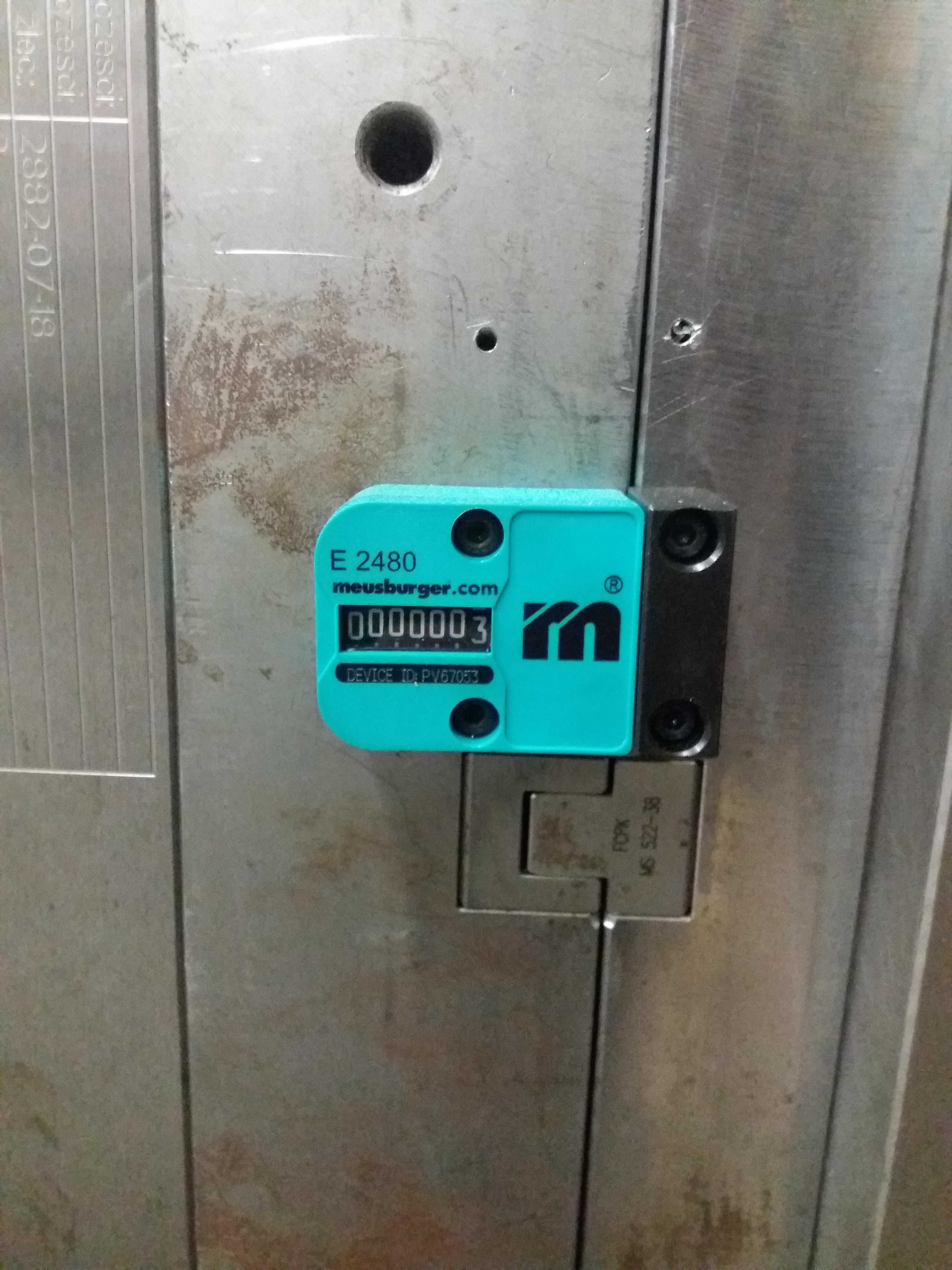Licznik cykli analogowy E2480 meusburger
