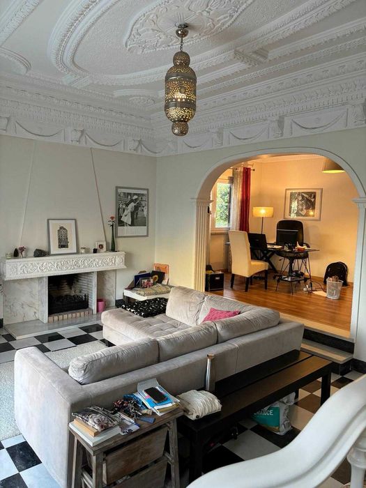 Moradia isolada T5 Charneca Caparica c exc. áreas