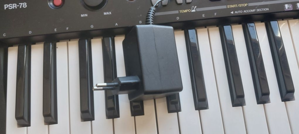 Синтезатор Yamaha PSR-78