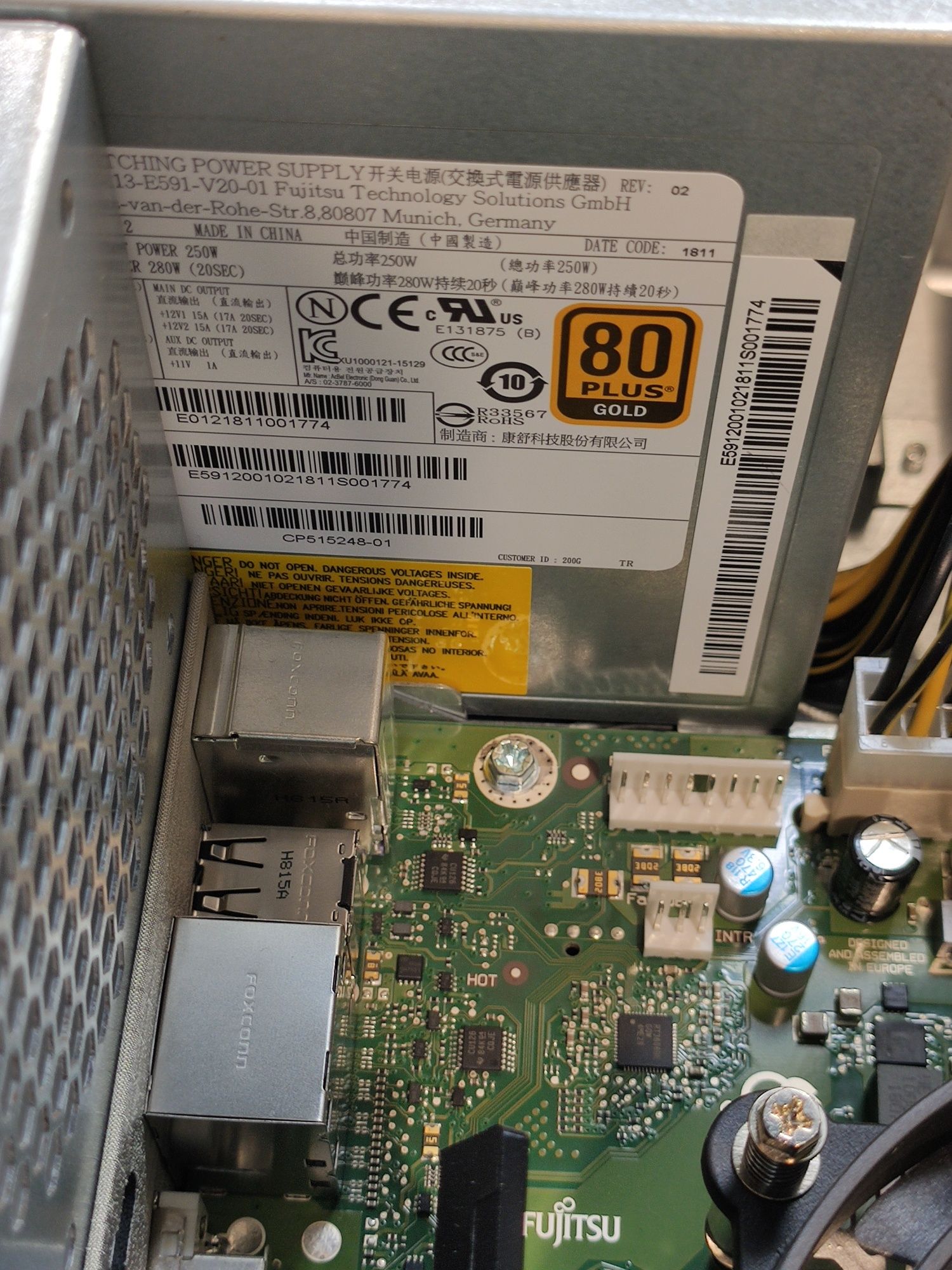 Fujitsu Esprimo D757 (intel i5-6500/8gb-ddr4)