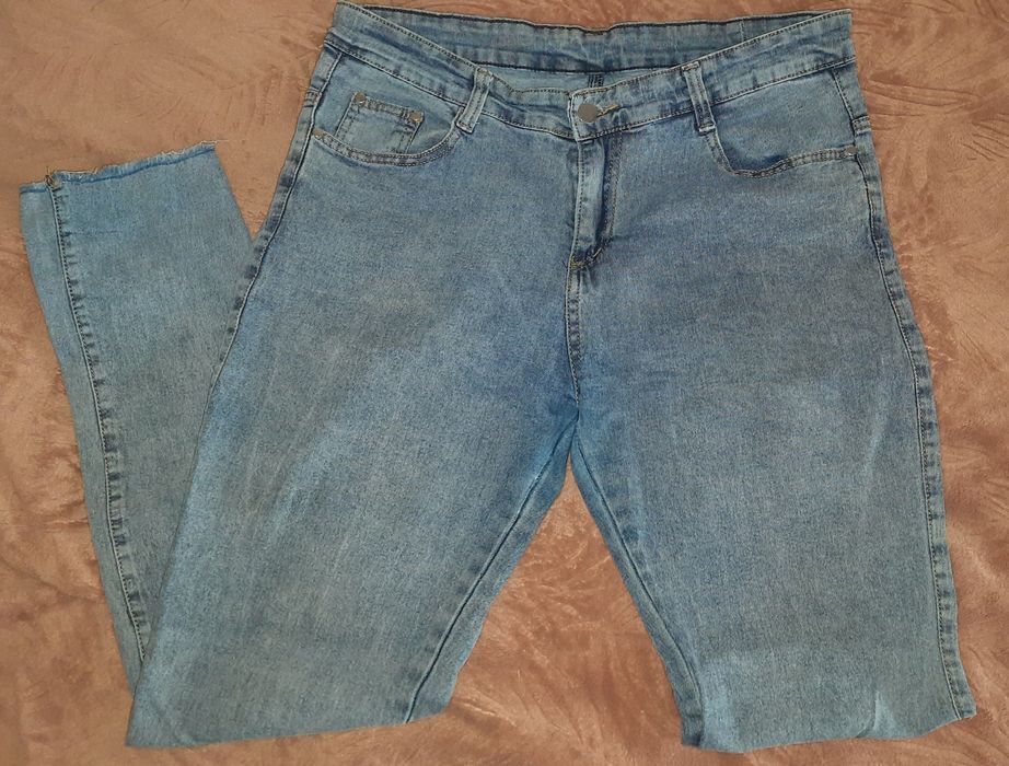 Штани жіночі. Джинси