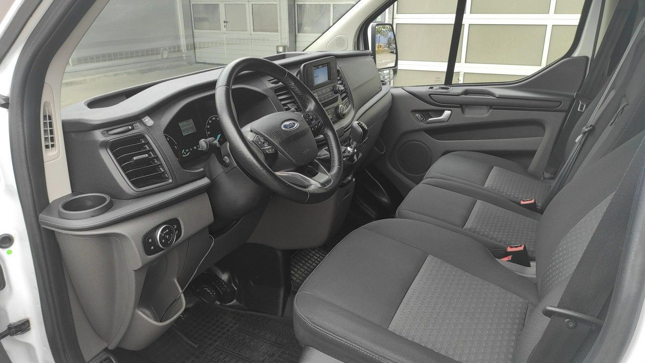 Ford Transit Custom Trend L3H2 2.0 Ecoblue 105 KM 9 os. LR16991 Cena 73.089 netto