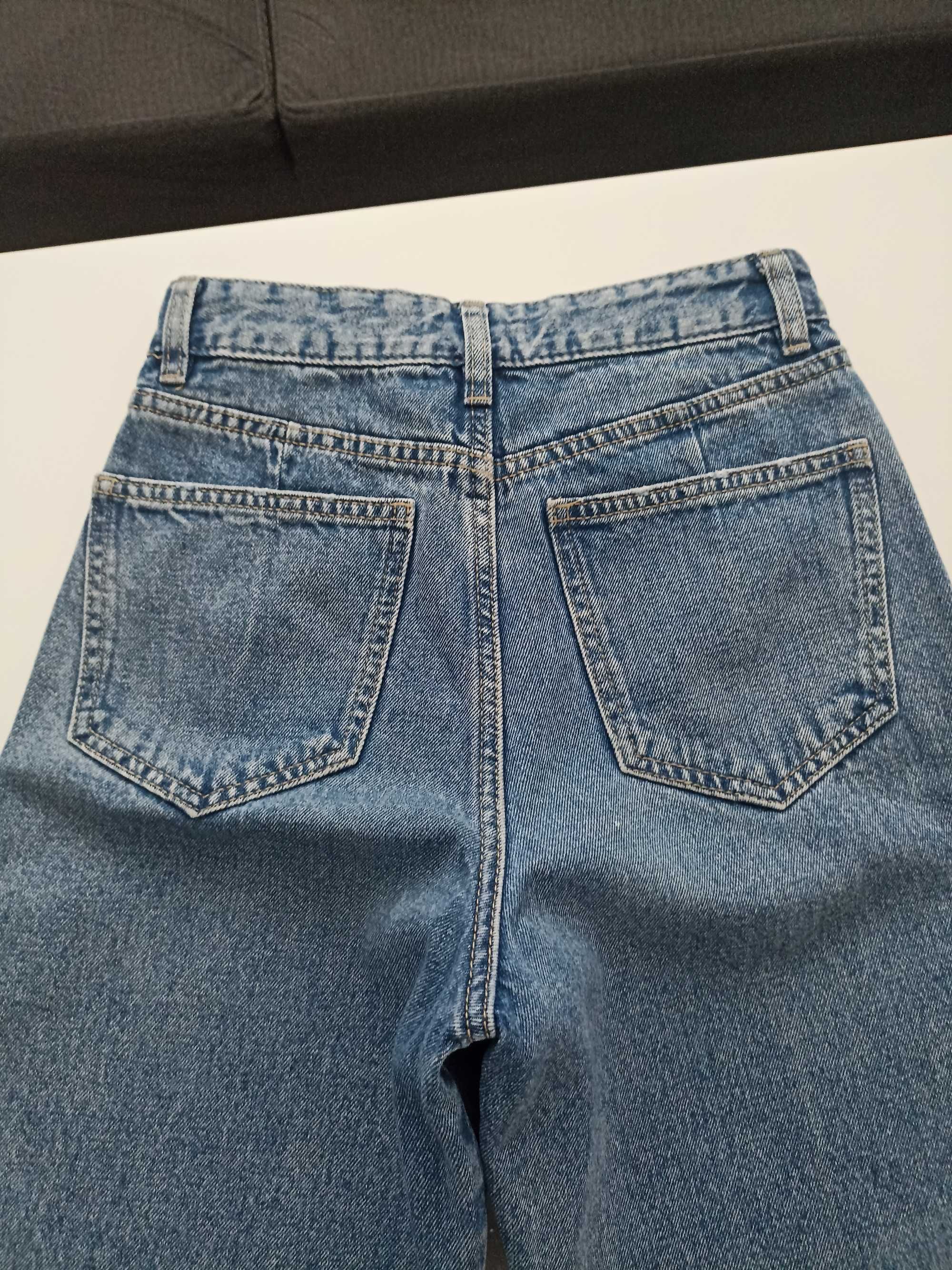 Sinsay Sprzedam spodnie jeansowe damskie rozmiar 32