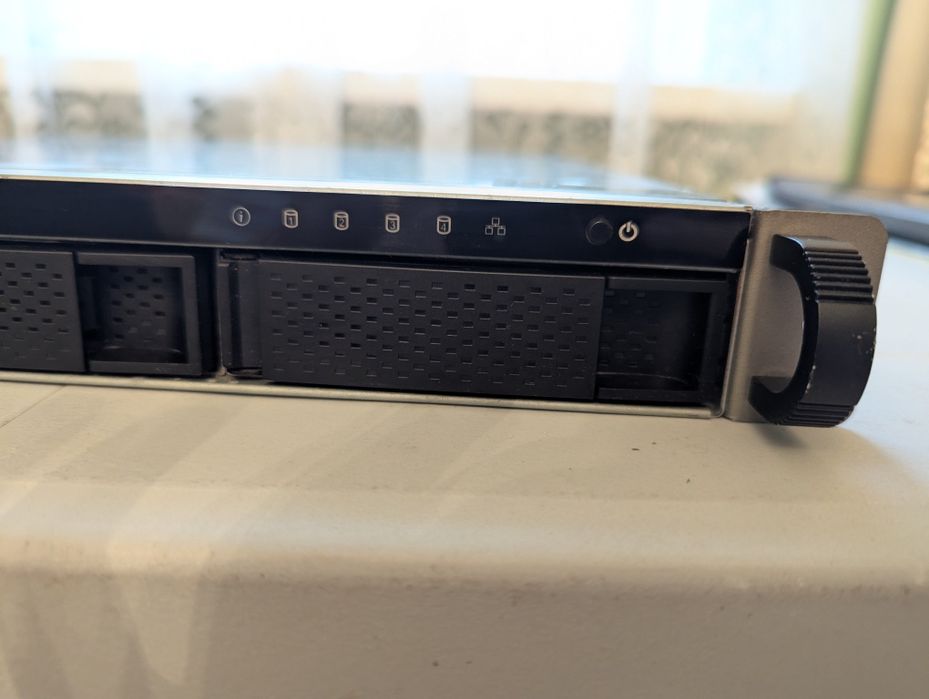 NAS QNAP TS-453BU 8gb RAM, M.2, wi-fi 8tb hdd, мережеве сховище