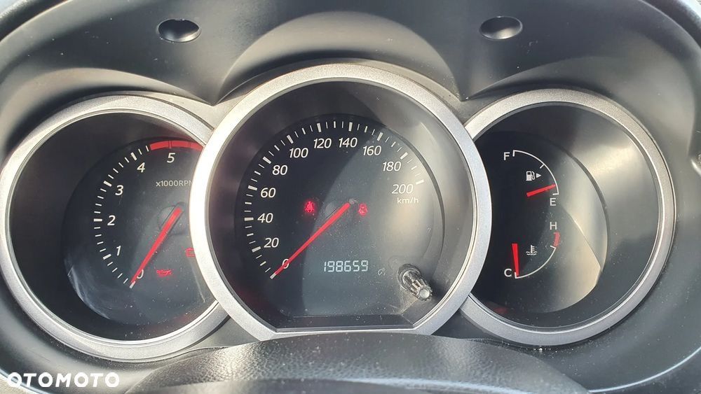 Suzuki Grand Vitara II 2008r. 129 KM + hak