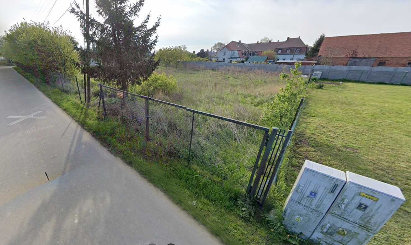 Sprzedam działkę o pow. 2051m2