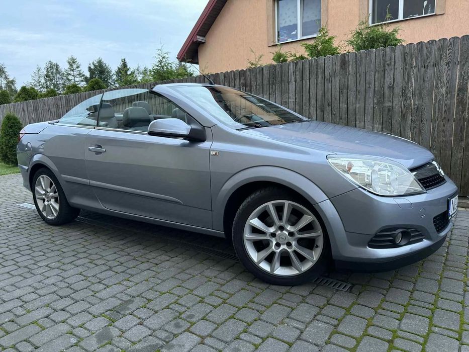 Opel Astra Opel Astra 1.8 140km Cosmo CABRIO