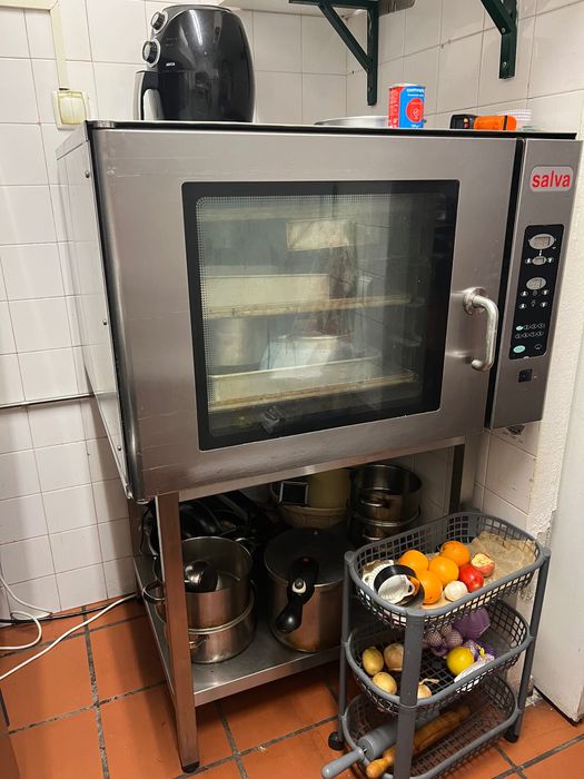 Forno Elétrico industrial Potente, Econômico e Impecável