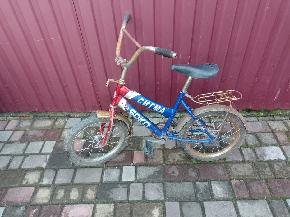 Дитячий велосипед.